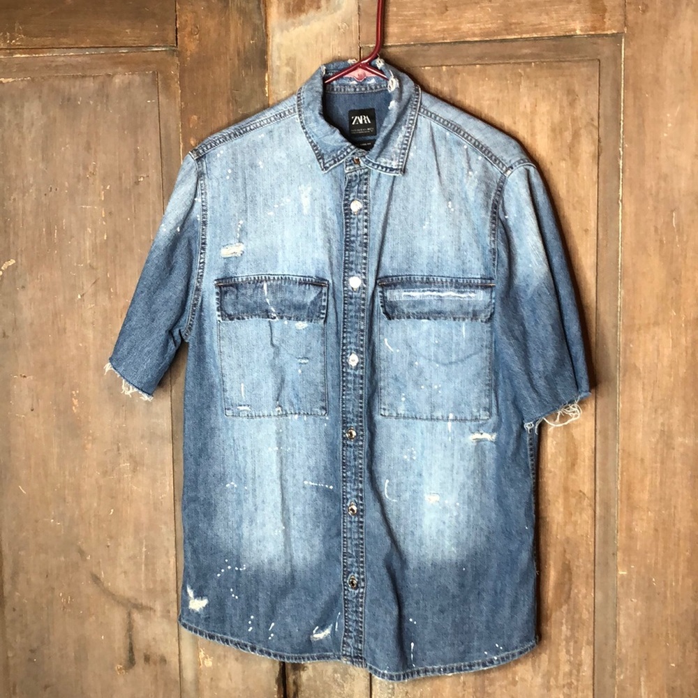 ZARA men’s distressed denim shirt
